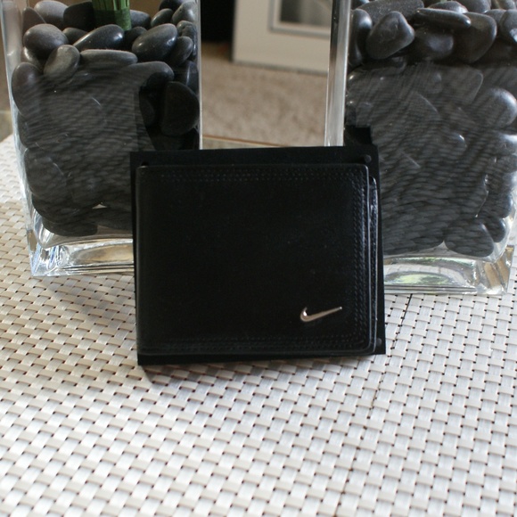 Nike Other - Nike Golf Men's Wallet w/seperate Card Case....NWT